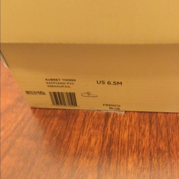 ❤️MICHAEL KORS SANDALS❤️ - Picture 6 of 6